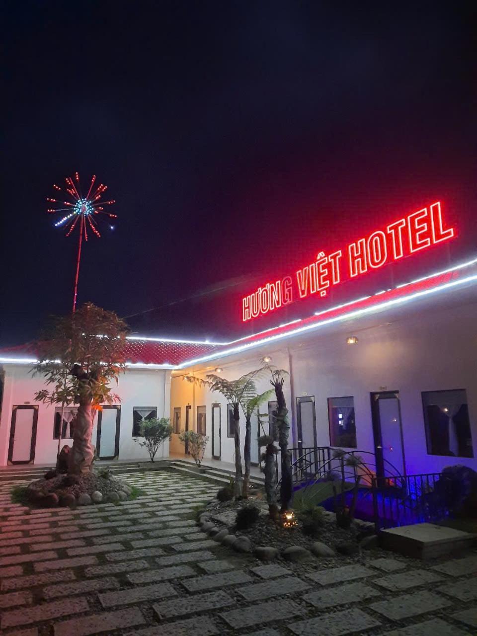 Huong Viet Hotel Ban Cuc Lua Dış mekan fotoğraf